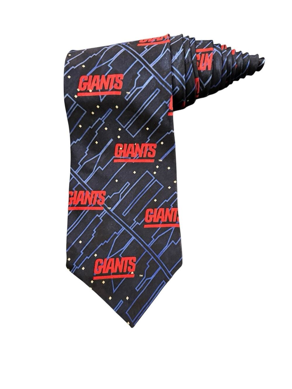 Team NFL New York Giants Logo Skyscrapers Football Vintage Necktie